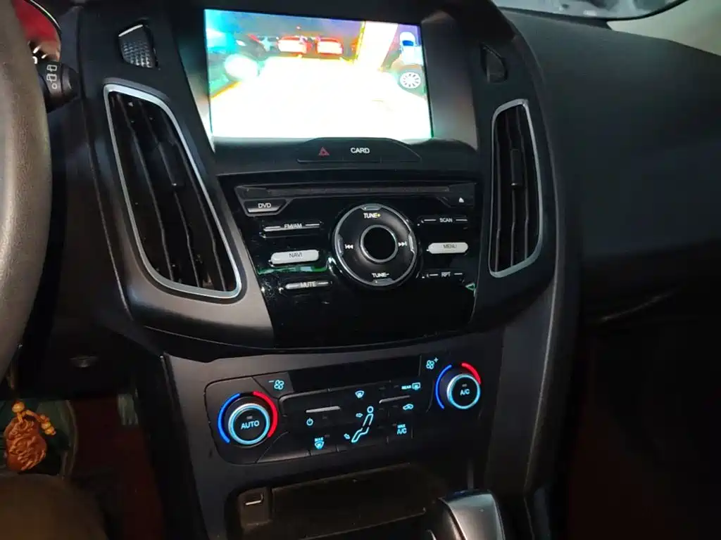 Ford Focus — миниатюра 13