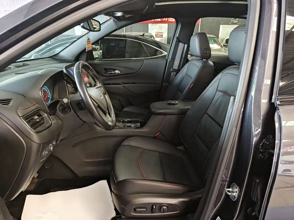 Chevrolet Equinox — миниатюра 15