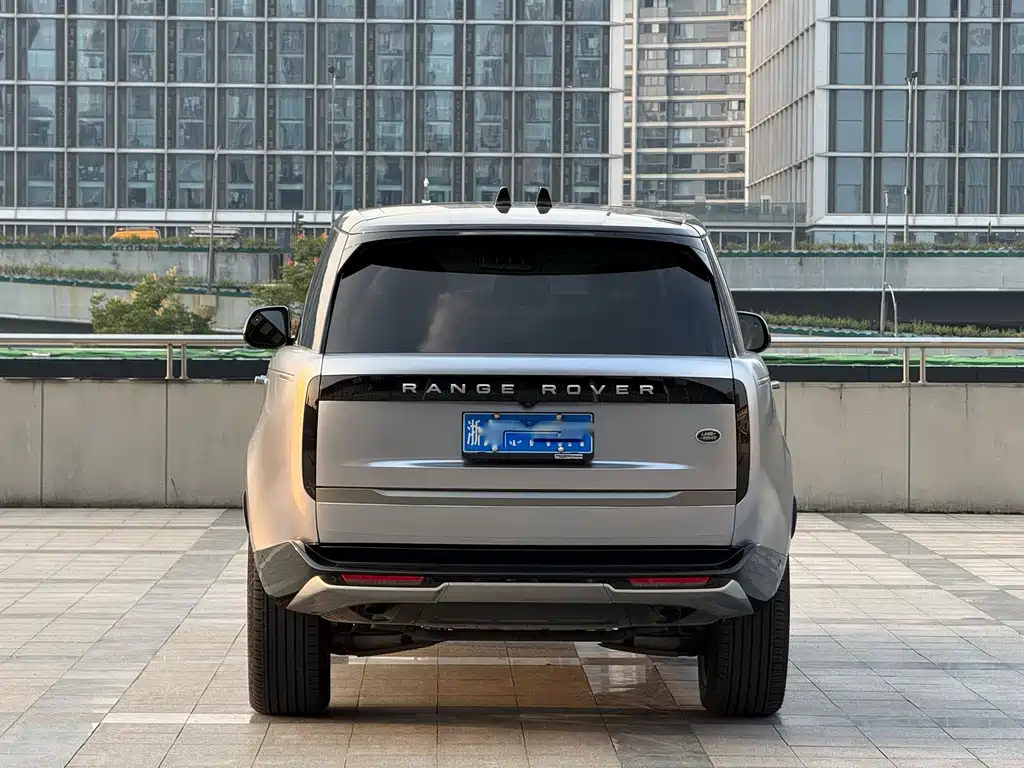 Land Rover Range Rover — миниатюра 13