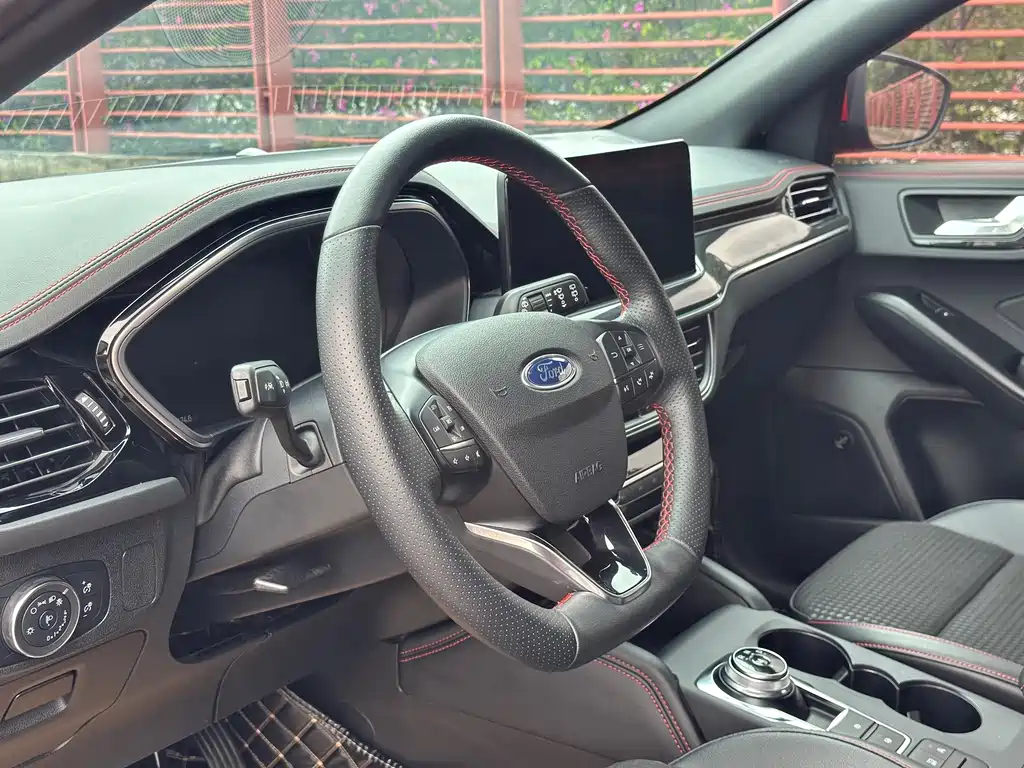 Ford Focus — миниатюра 8