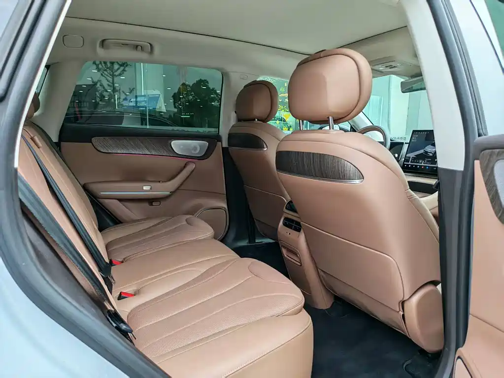 Leapmotor C11 2026 640