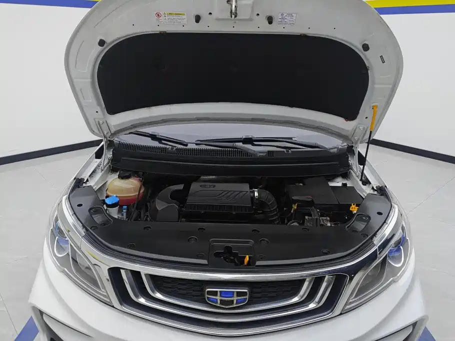 Geely Vision X3 — миниатюра 10