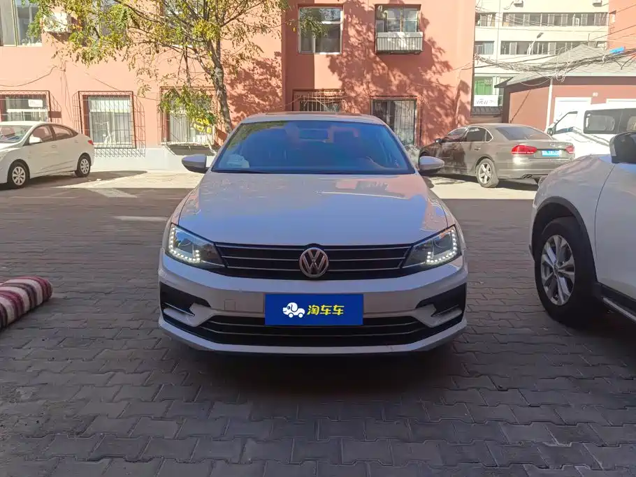 Volkswagen Sagitar — миниатюра 2