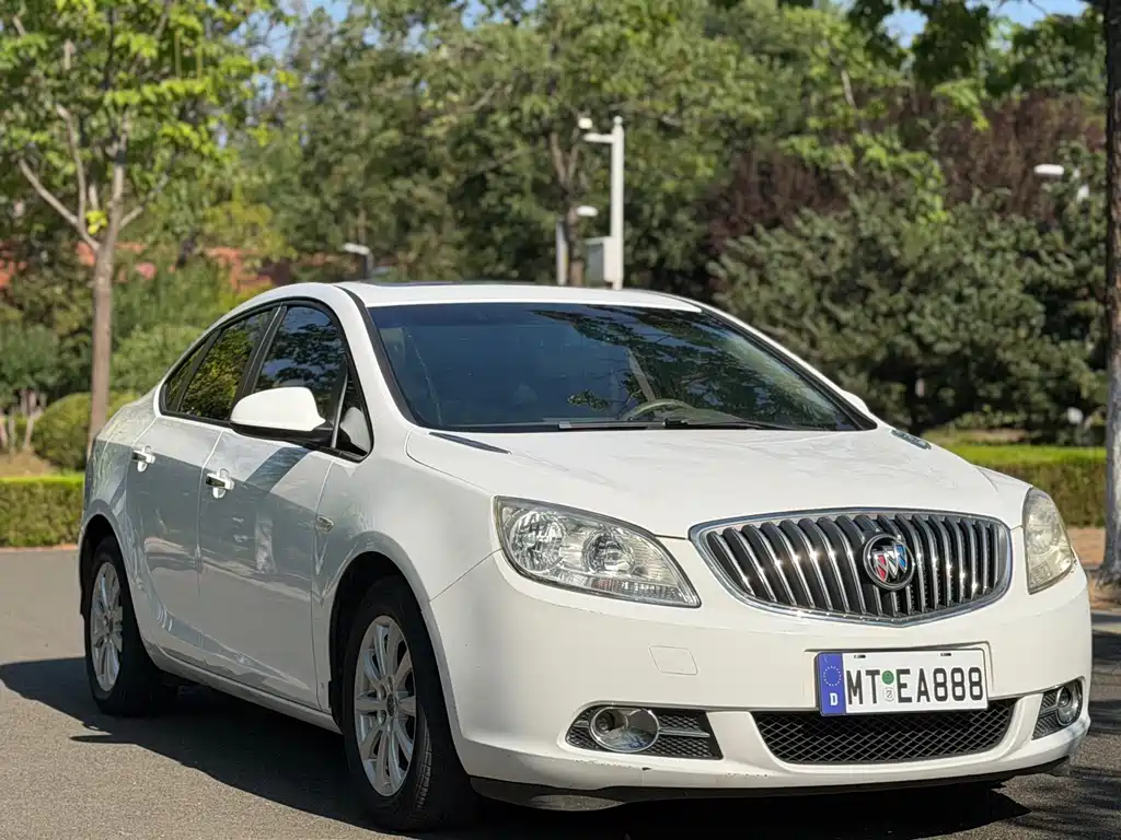 Buick Excelle — миниатюра 3