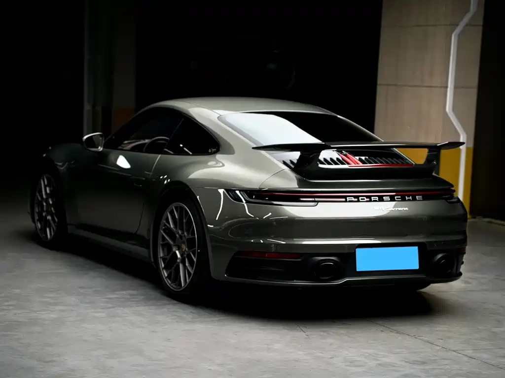 Porsche 911 2023 Carrera 3.0T