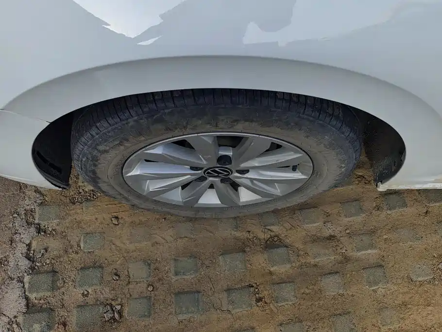 Volkswagen Bora — миниатюра 6
