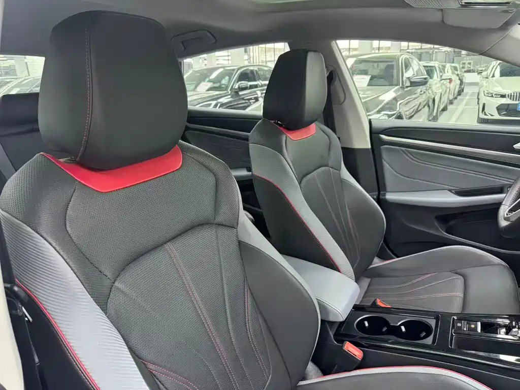 Volkswagen Lamando — миниатюра 8
