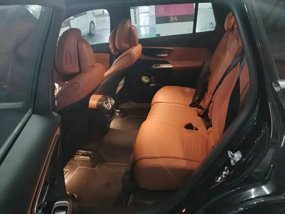 Mercedes-Benz GLC — миниатюра 11