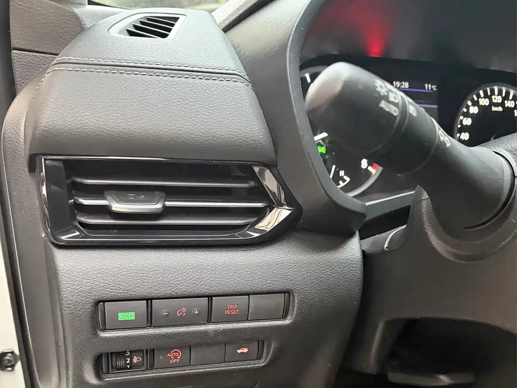 Nissan Sylphy — миниатюра 15