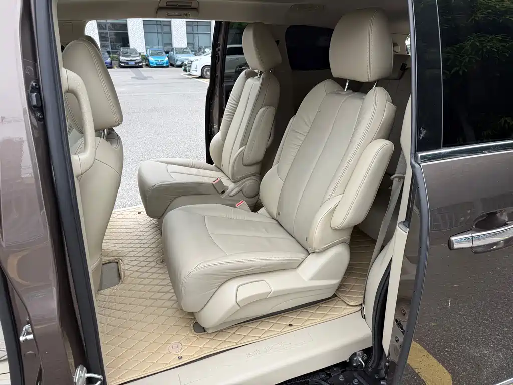 Buick GL8 — миниатюра 16