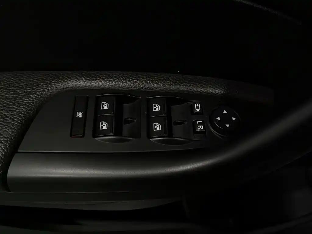 Qoros Qoros 5 — миниатюра 9
