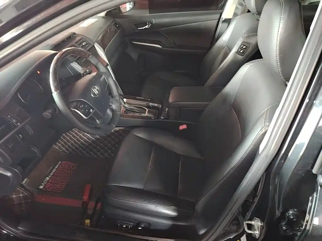 Toyota Camry — миниатюра 15