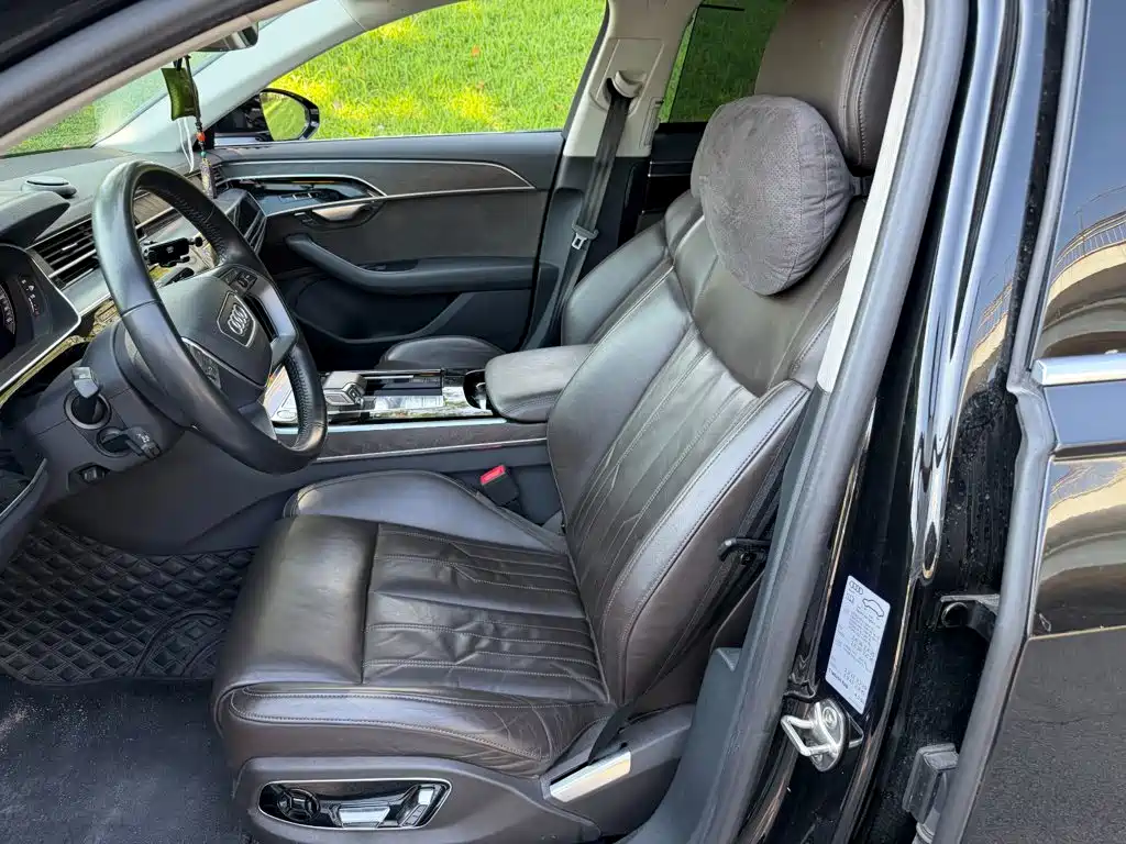 Audi A8 — миниатюра 8