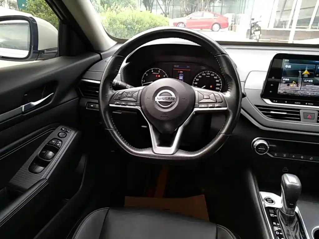 Nissan Teana — миниатюра 11