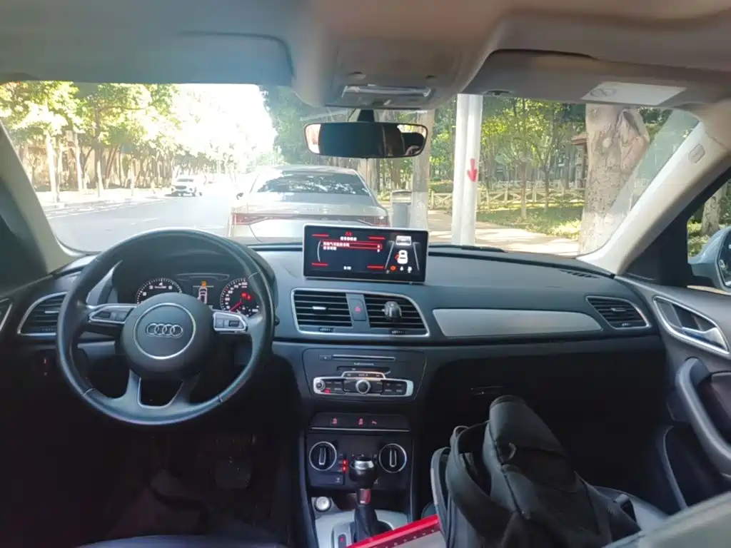 Audi Q3 — миниатюра 10