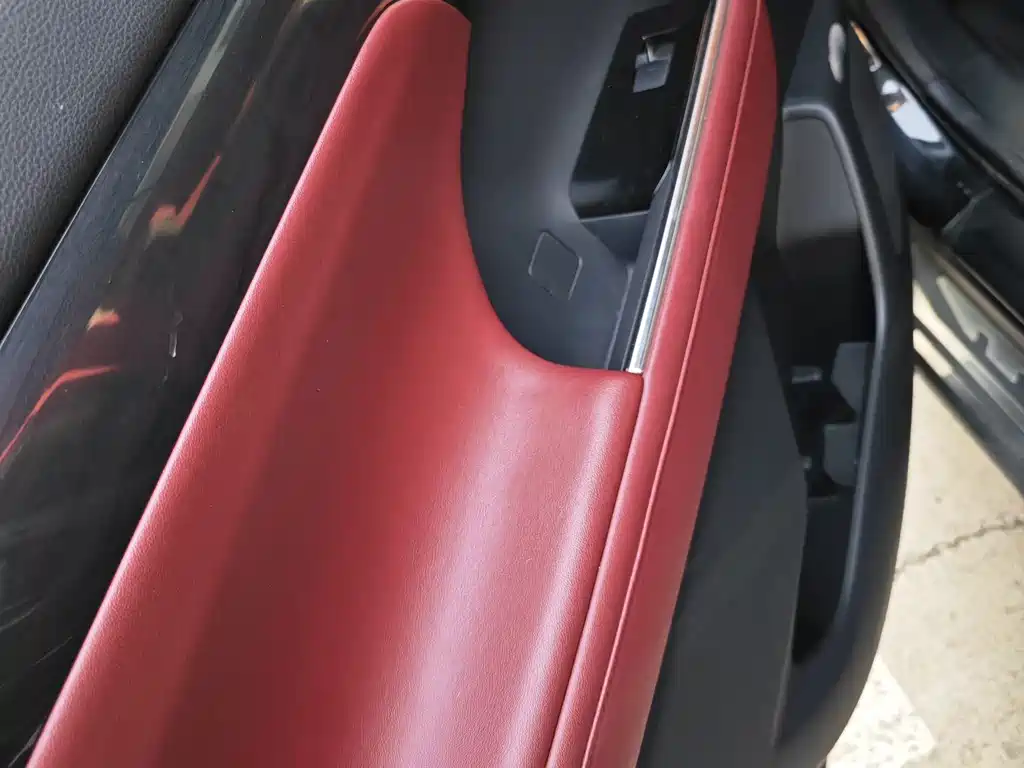Toyota Crown Kluger — миниатюра 7