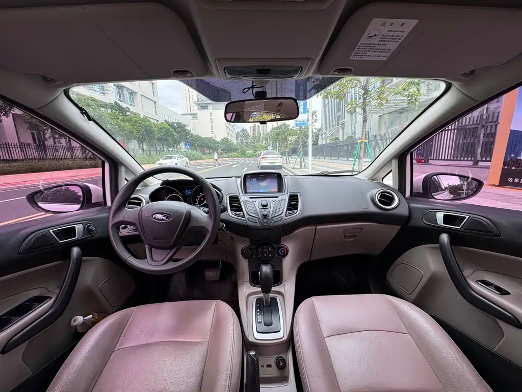 Ford Fiesta — миниатюра 8