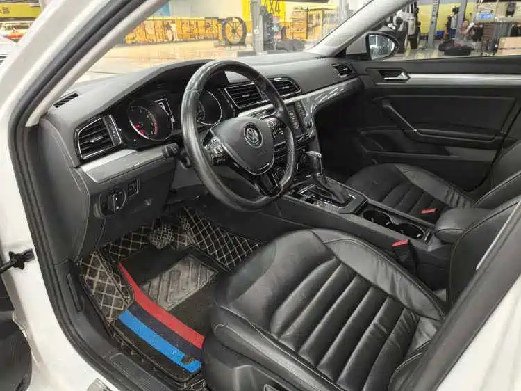 Volkswagen Lamando — миниатюра 7