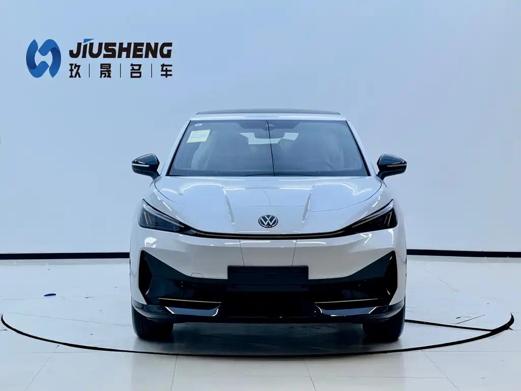 Volkswagen 06 2025 Pure