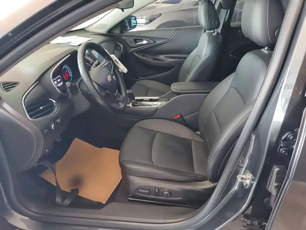 Chevrolet Malibu XL — миниатюра 15