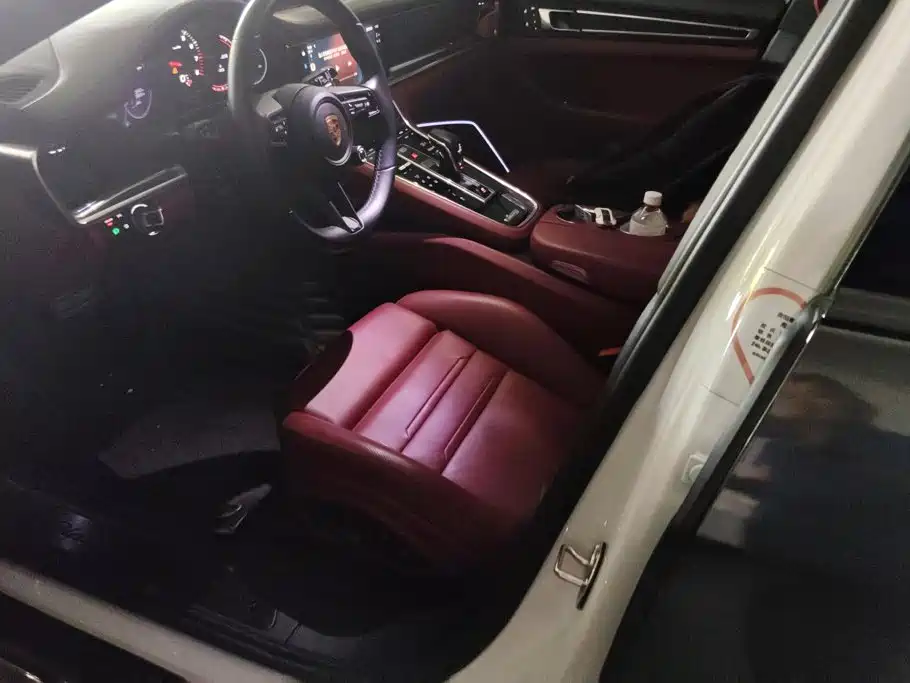 Porsche Panamera — миниатюра 7