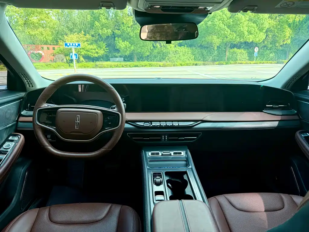Lincoln Z — миниатюра 8