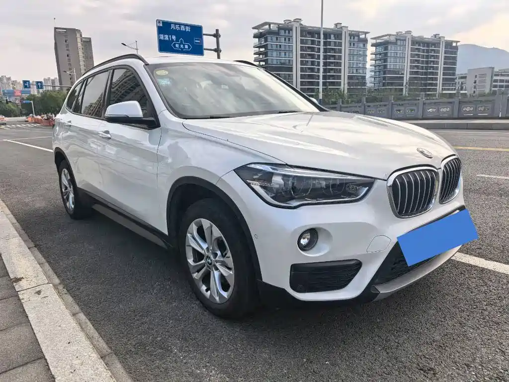 BMW X1 — миниатюра 3