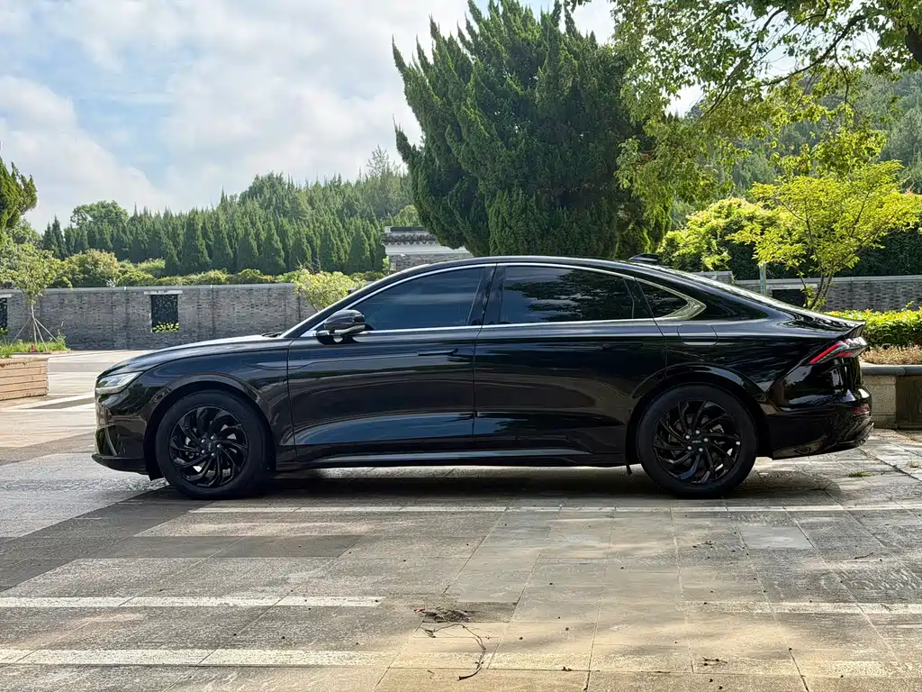 Lincoln Z — миниатюра 14