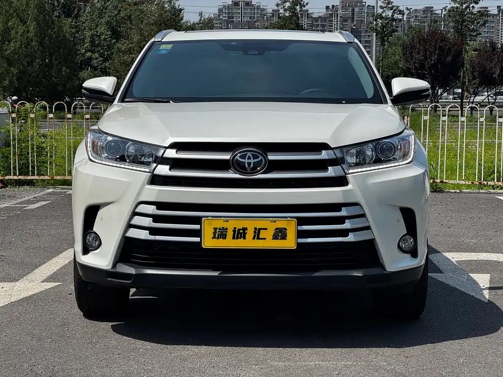 Toyota Highlander 2018 2.0T Luxury 7 мест VI