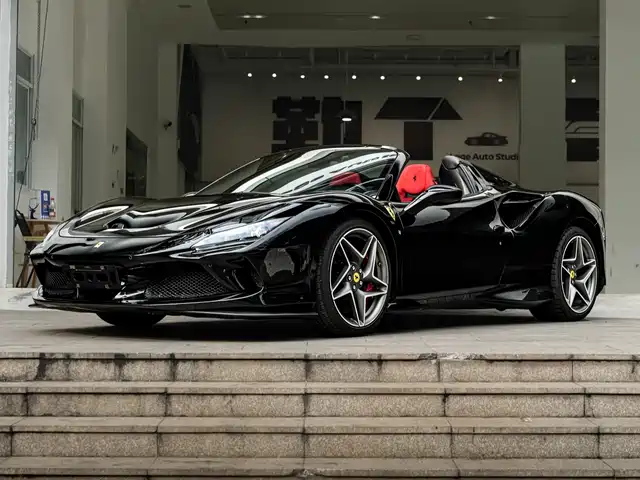 Ferrari F8