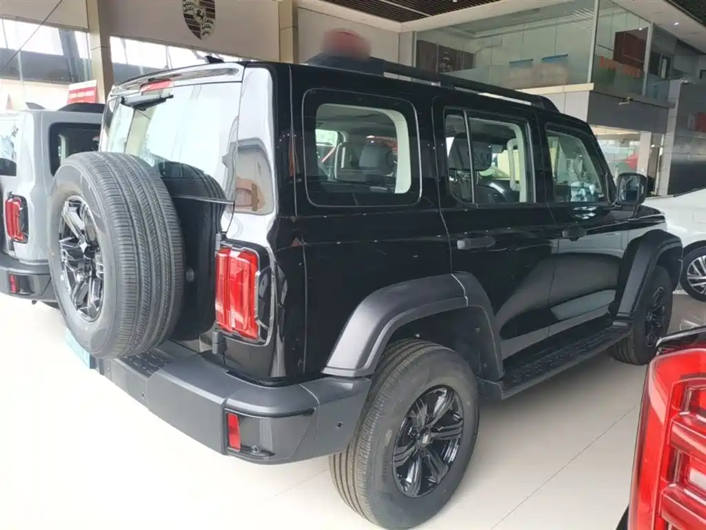 Tank 300 2025 2.0T