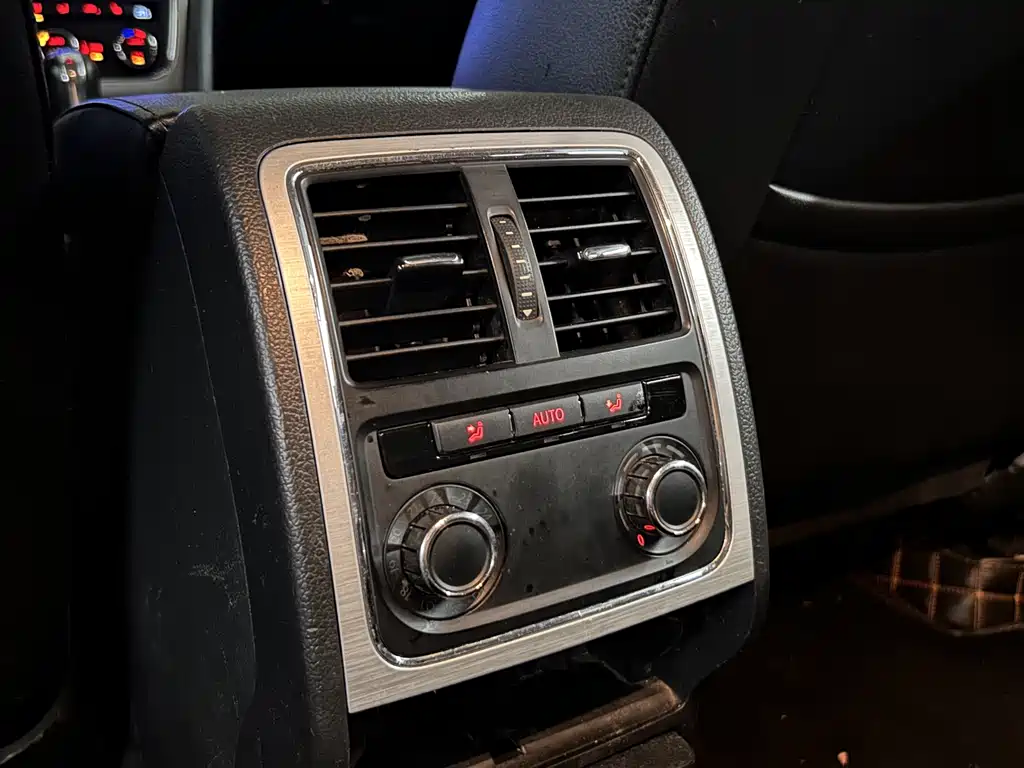 Volkswagen Passat — миниатюра 13
