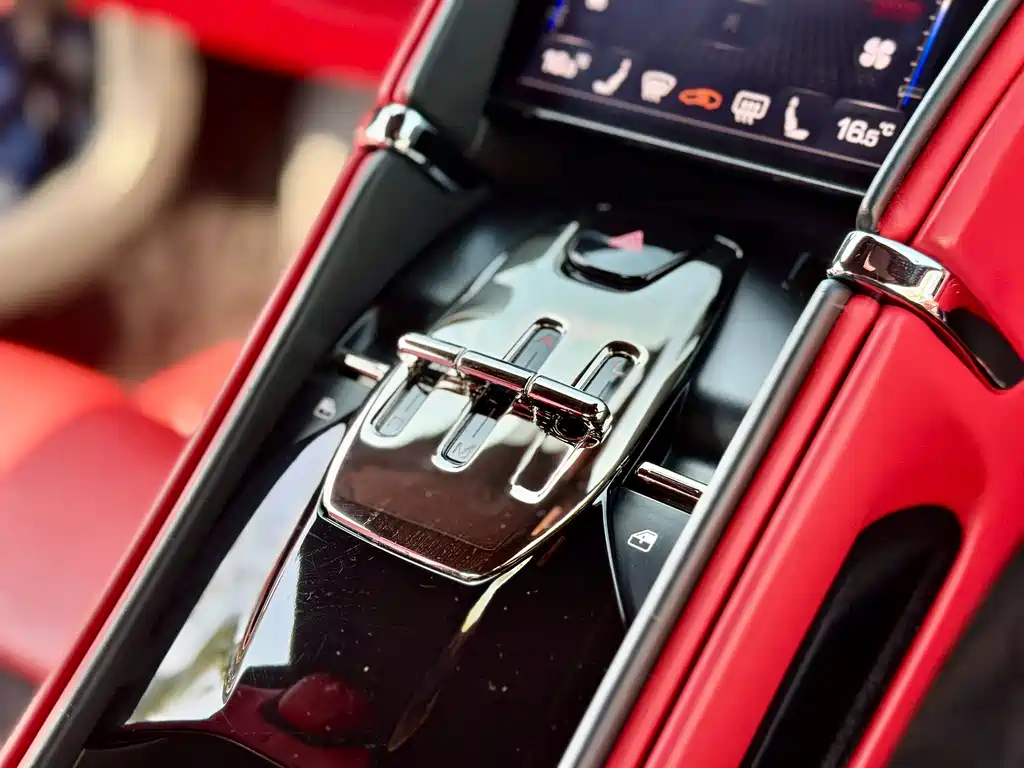 Ferrari Roma — миниатюра 17