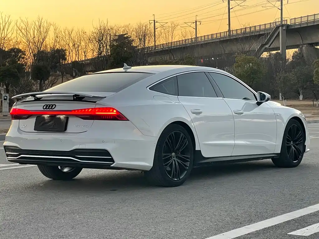 Audi A7 2023 45 TFSI