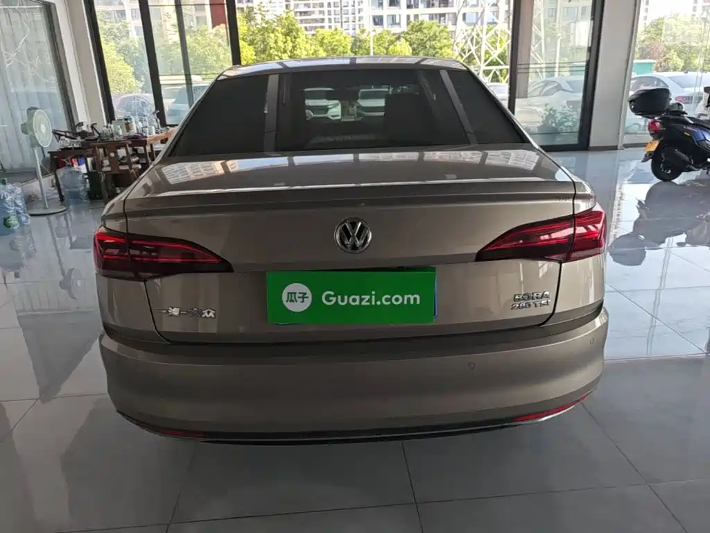 Volkswagen Bora — миниатюра 6