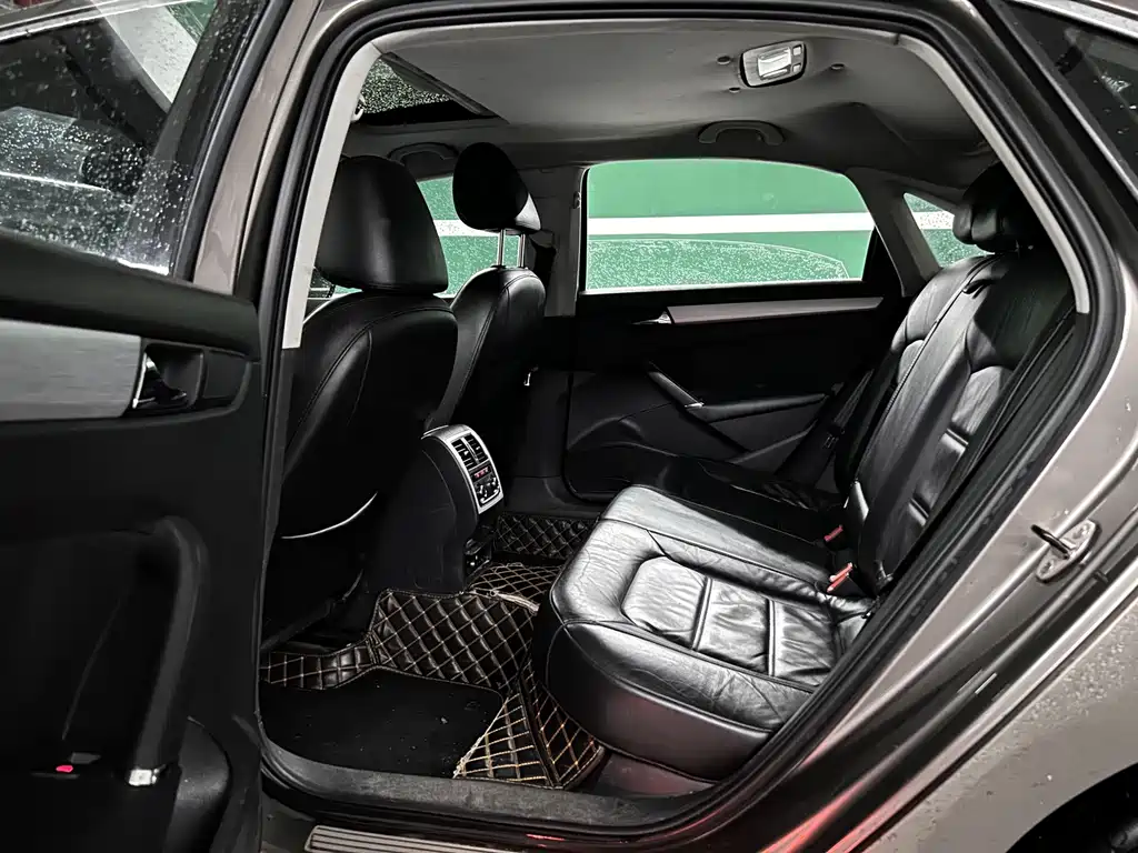 Volkswagen Passat — миниатюра 7