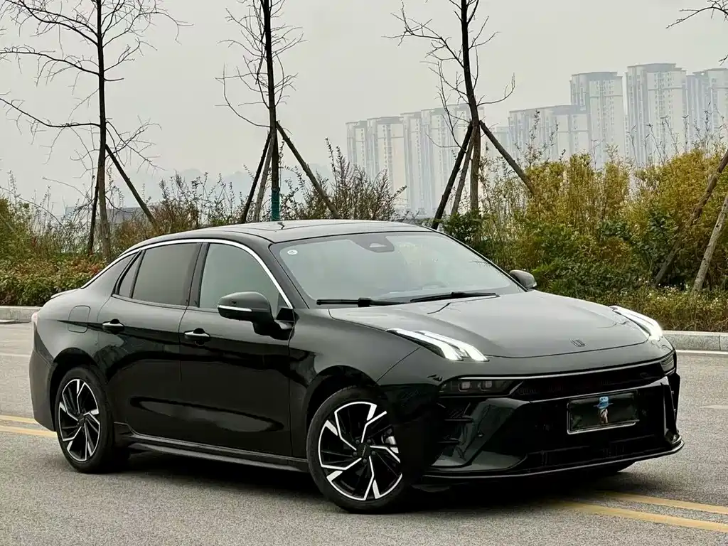 Lynk & Co 03 — миниатюра 3