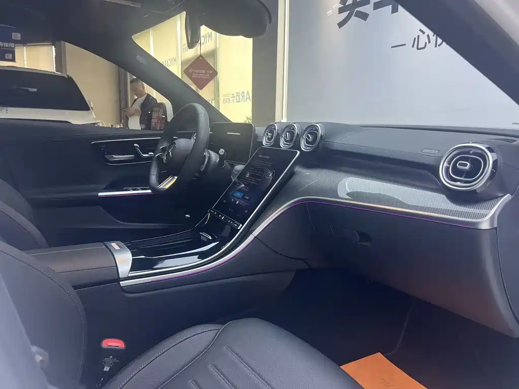 Mercedes-Benz C-Class C 2025 C 260 L Sport