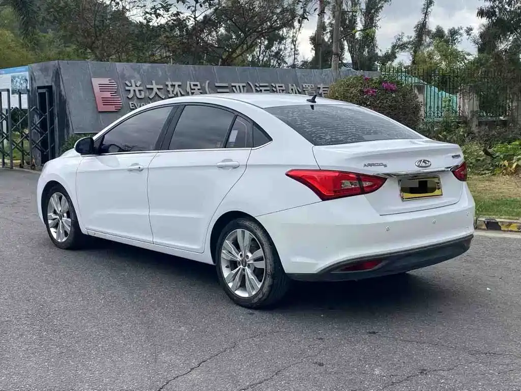 Chery Arrizo 5 — миниатюра 9