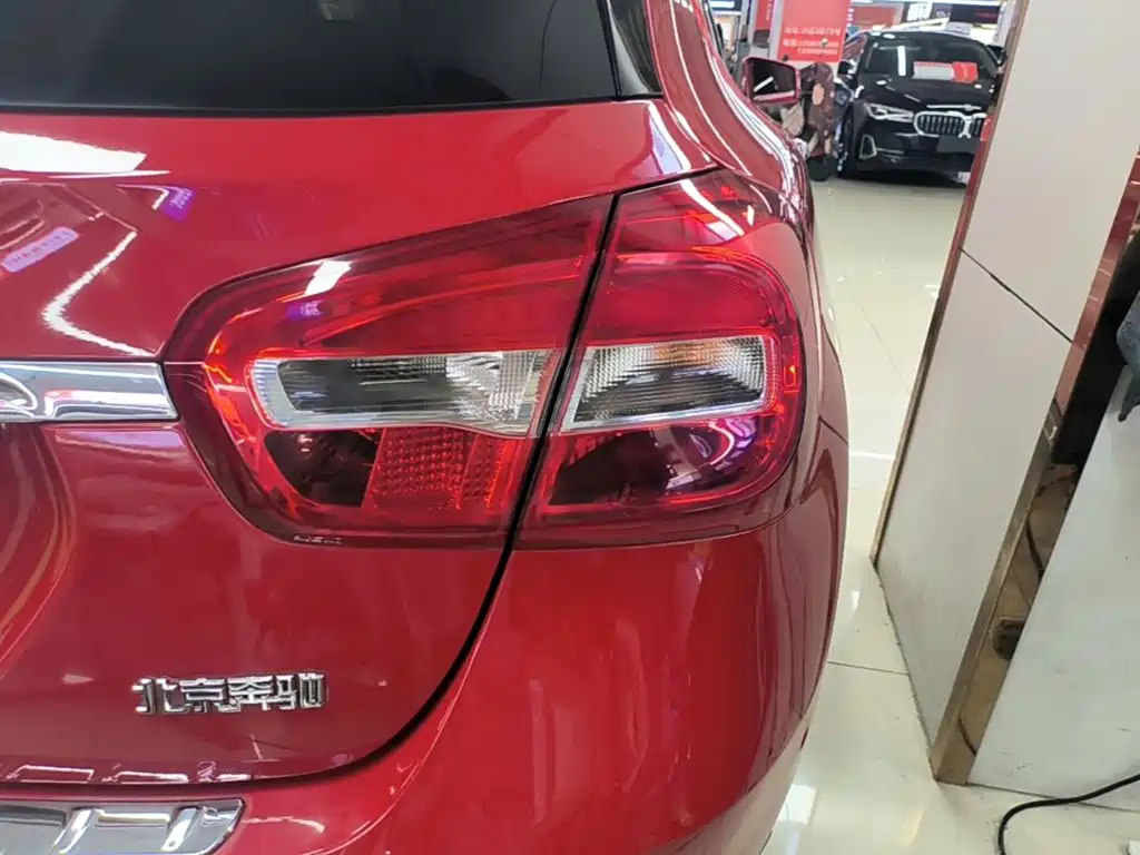 Mercedes-Benz GLA — миниатюра 8