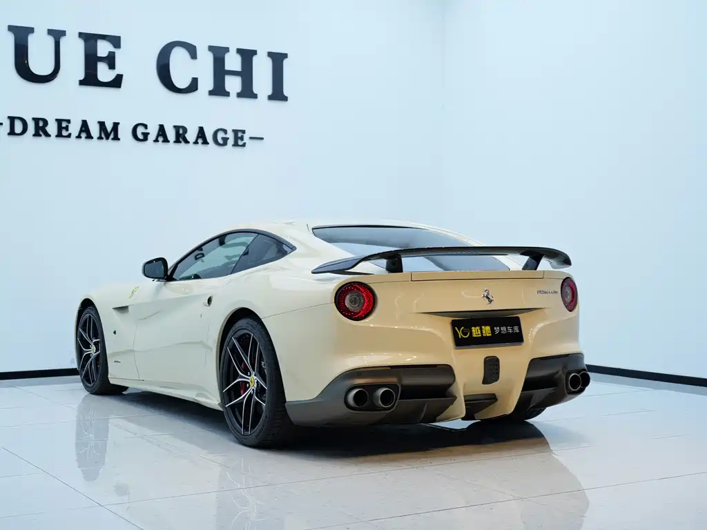 Ferrari F12berlinetta — миниатюра 5