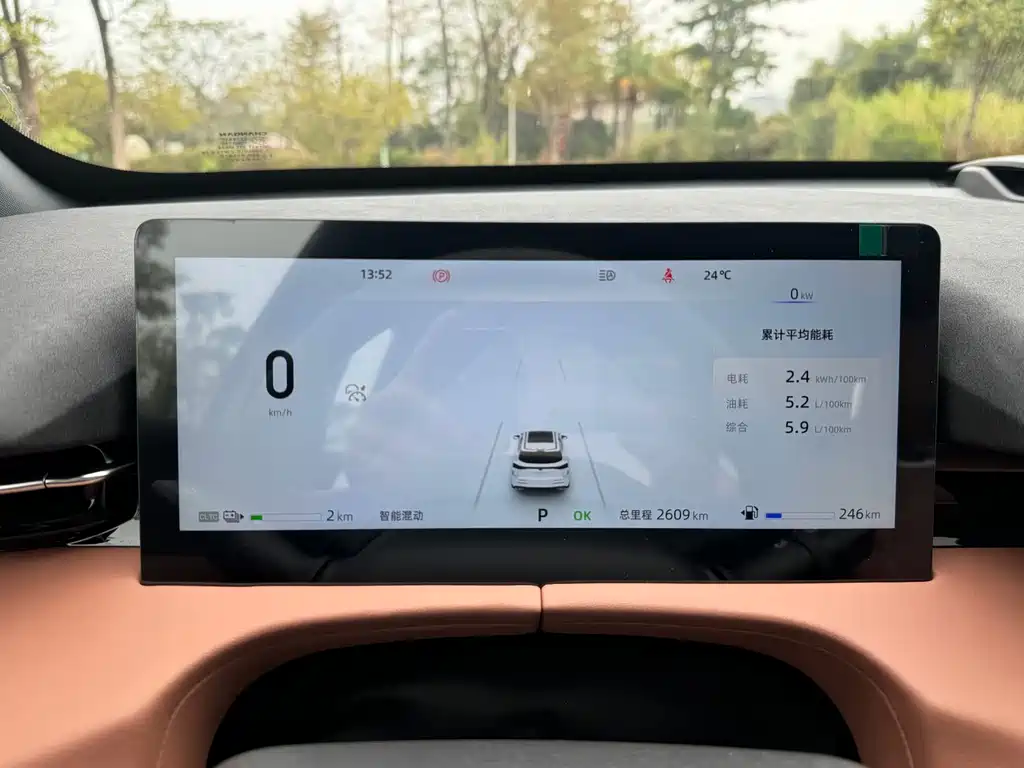 Changan UNI-Z New Energy — миниатюра 12