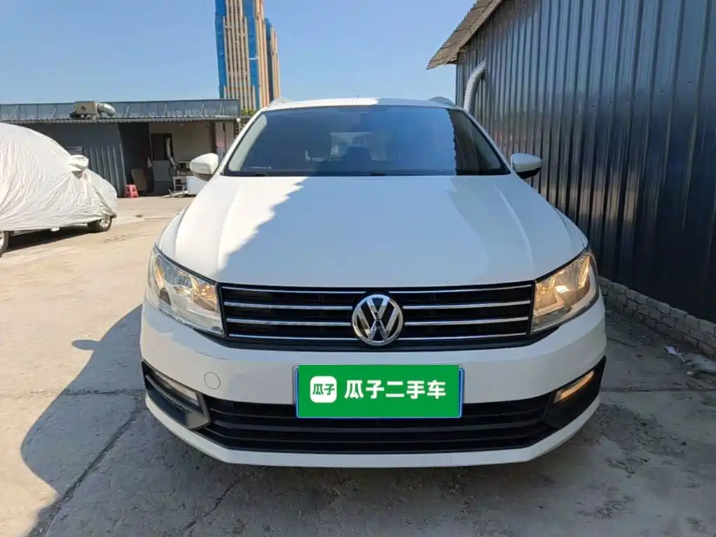 Volkswagen Santana — миниатюра 3