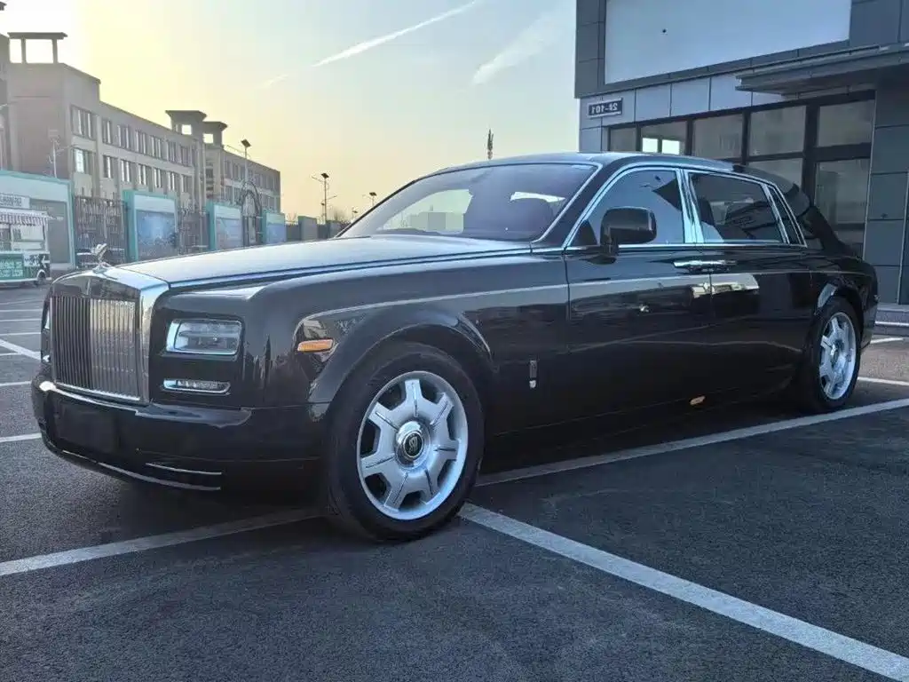 Купить Rolls-Royce Phantom