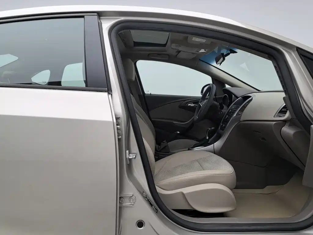 Buick Excelle — миниатюра 23