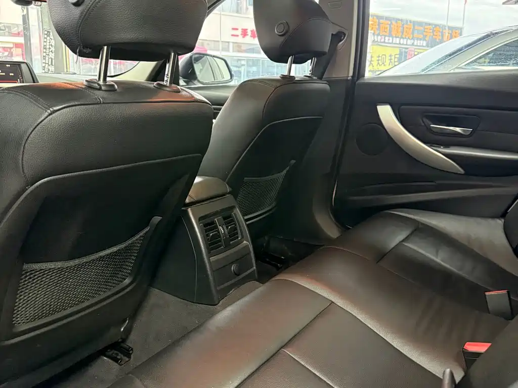 BMW 3 Series (Import) — миниатюра 5