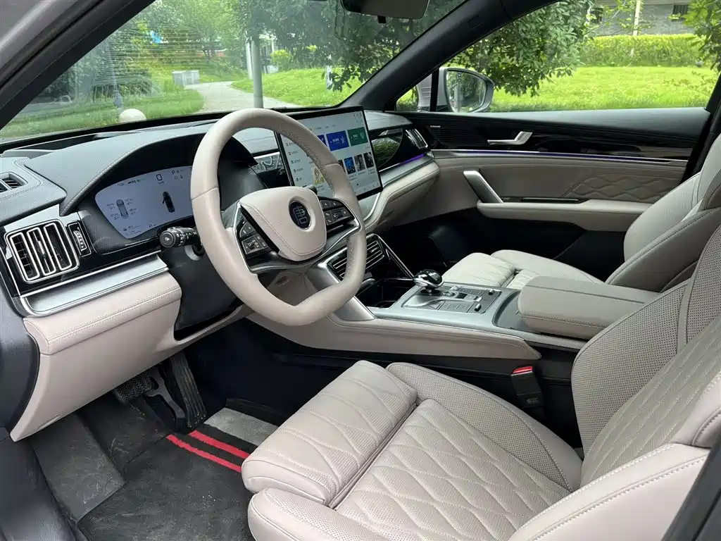 BYD Tang 2025 Smart Drive DM-i 115KM Flagship