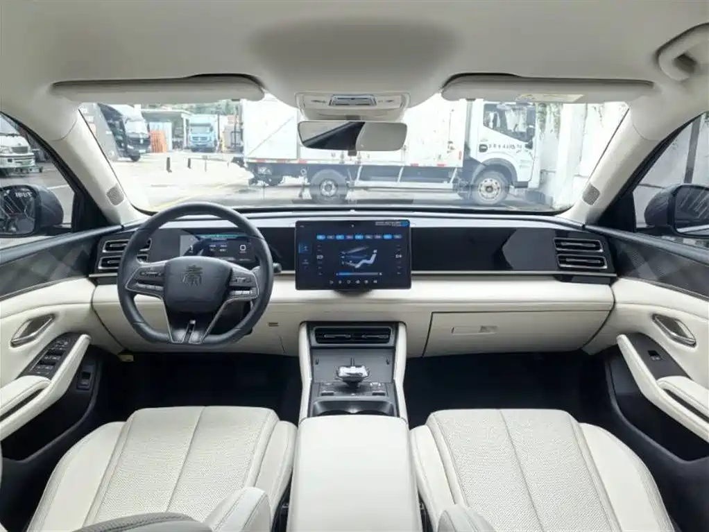 BYD Qin L L 2024 DM-i 80KM
