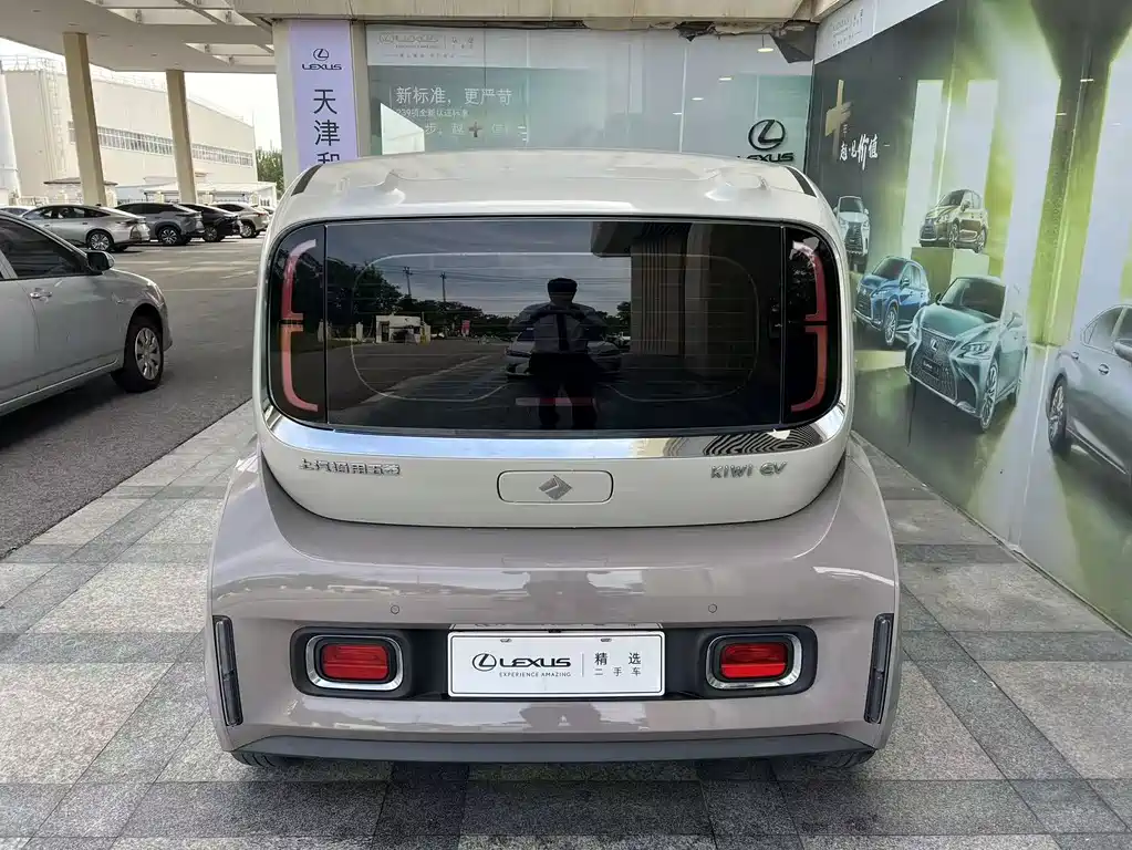 Baojun KiWi EV — миниатюра 5