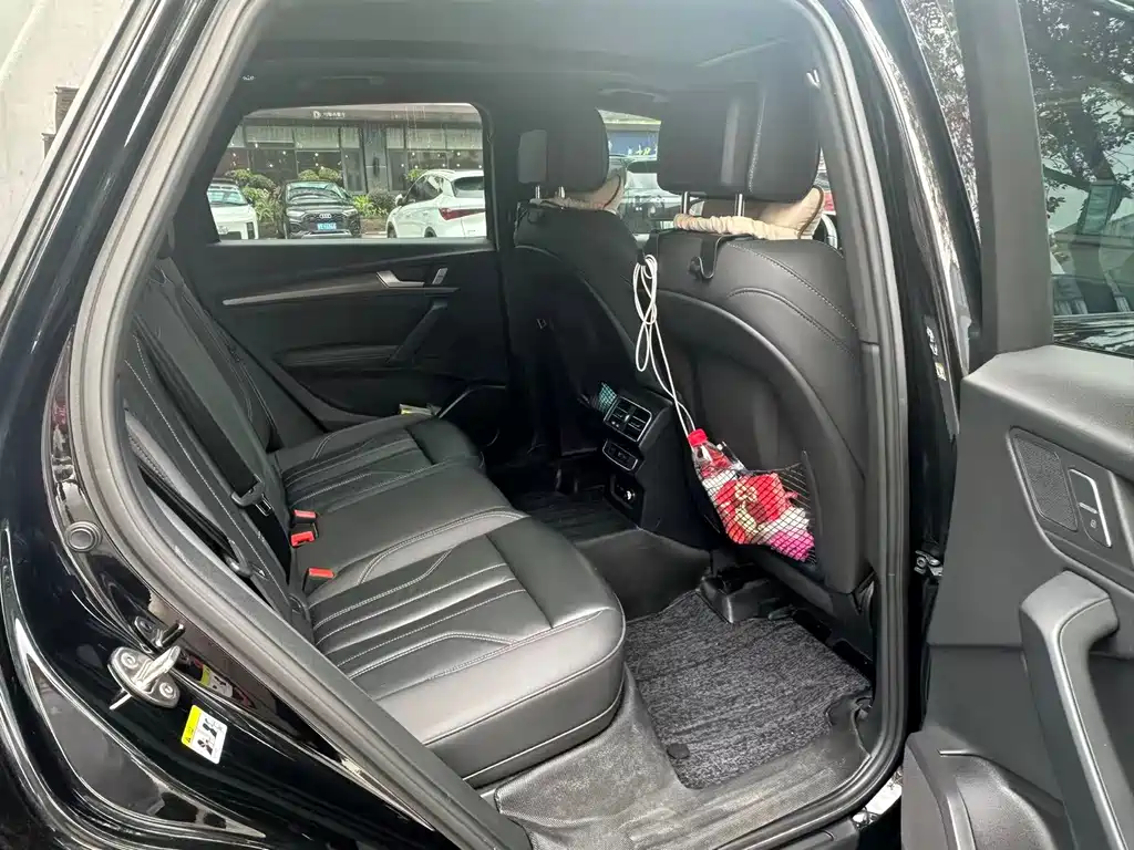Audi Q5L 2024 40 TFSI Luxury